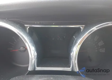 2008 Ford Mustang V6 Deluxe/V6 Premium z USA, uszkodzony, nr VIN 1ZVHT80N785185888